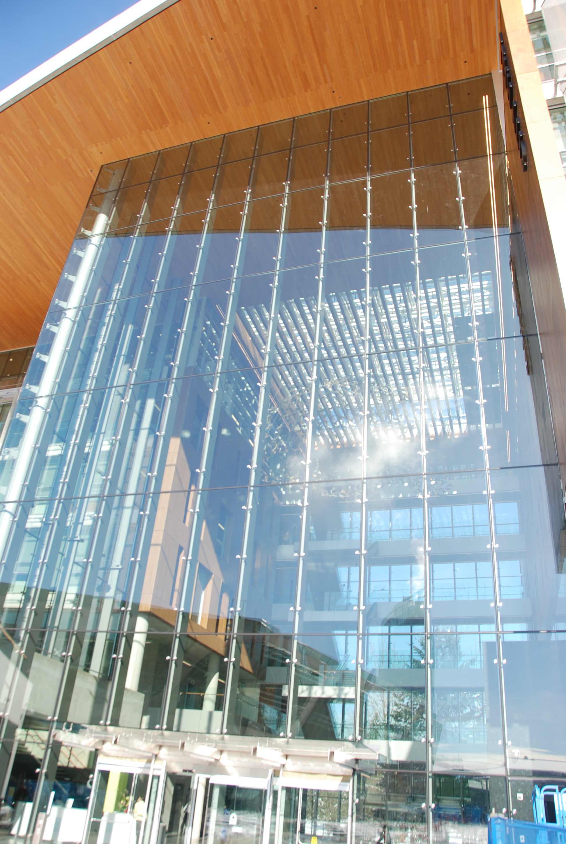 Glass to Steel Structure Support System Structural Glass Wall Systems