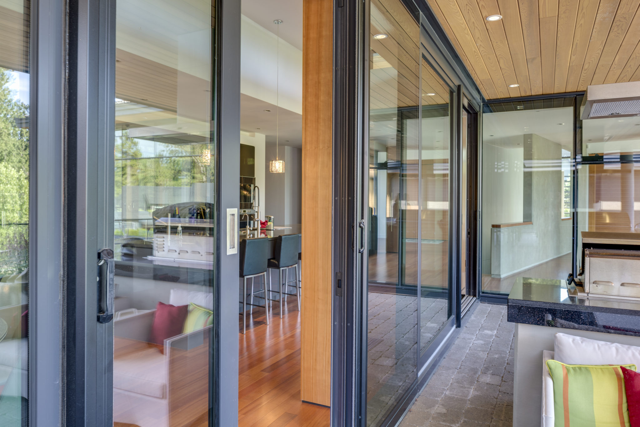 West Coast Private Residence VUE Sliding Doors Architectural Glass
